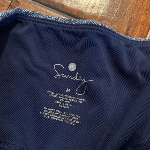 Workout Leggings - Picture 3 of 3